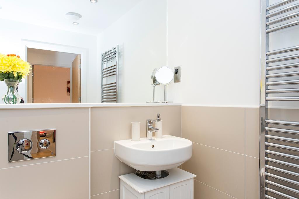 Joivy Lovely 1-bed Flat Near 02 Arena London