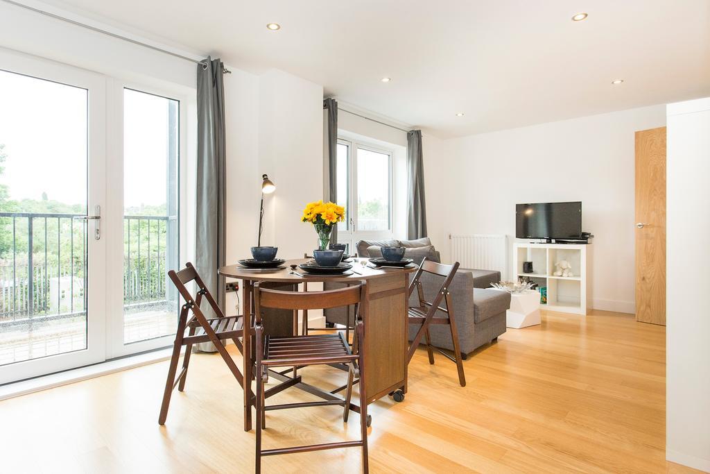 Joivy Lovely 1-bed Flat Near 02 Arena London