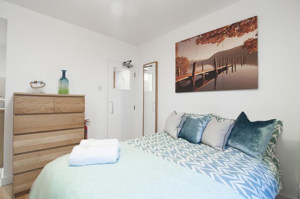 Apartment The Short Let West Kensington London