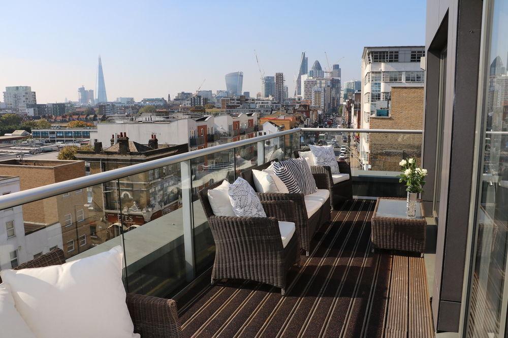 City Courtyard & Penthouse