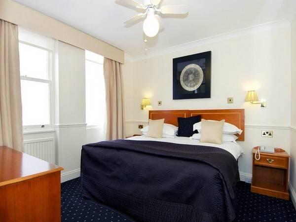 Collingham Serviced Aparthotel 4*