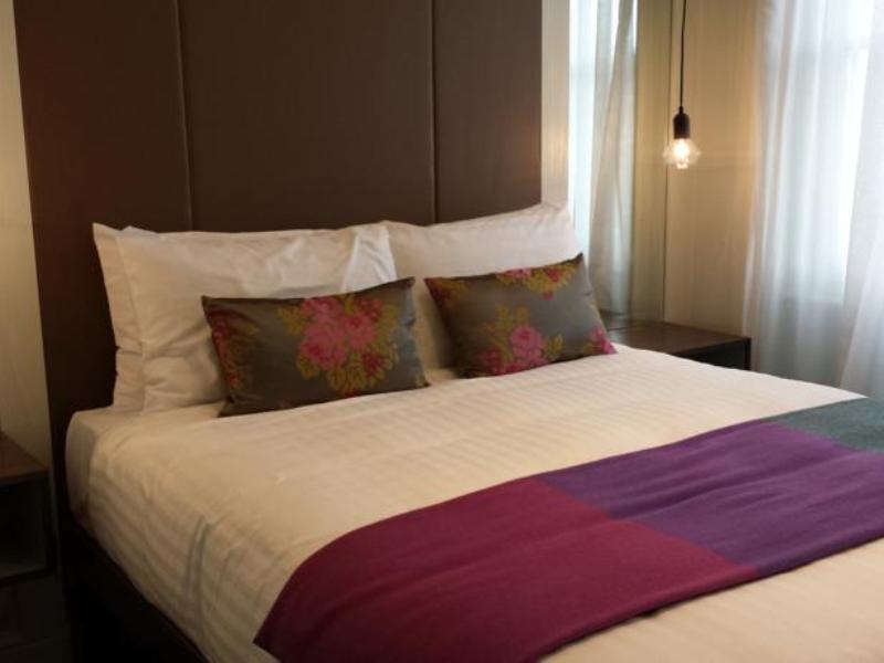 Signature Townhouse Hyde Park 4* London