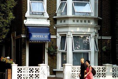 65 2* Londres