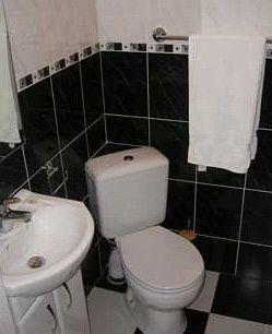 Oyo Lifestyle Golden Guest house London