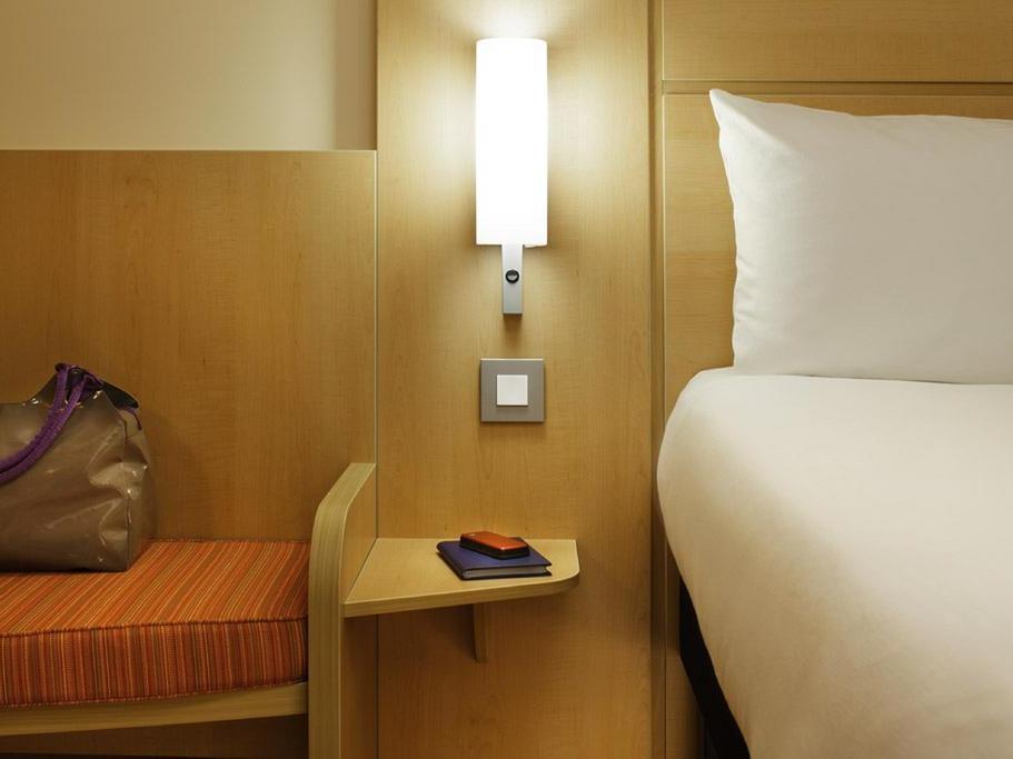 Ibis Docklands Canary Wharf Hotel London