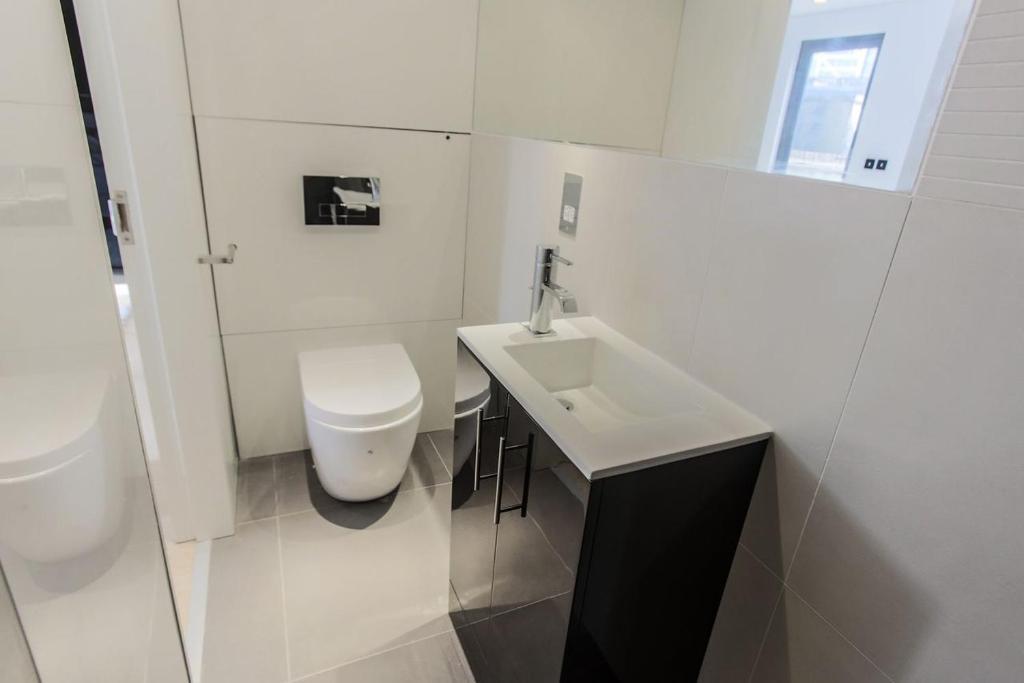 Room Home Stay Aparthotel 4*