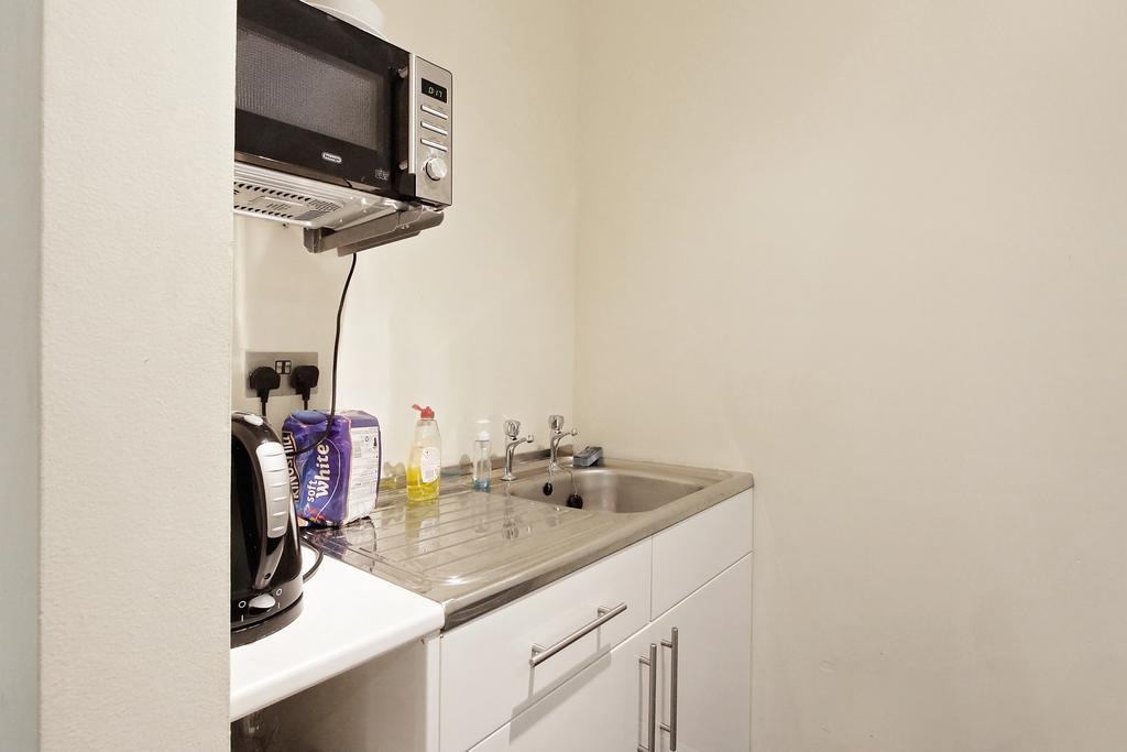 Apartment At Camden Square