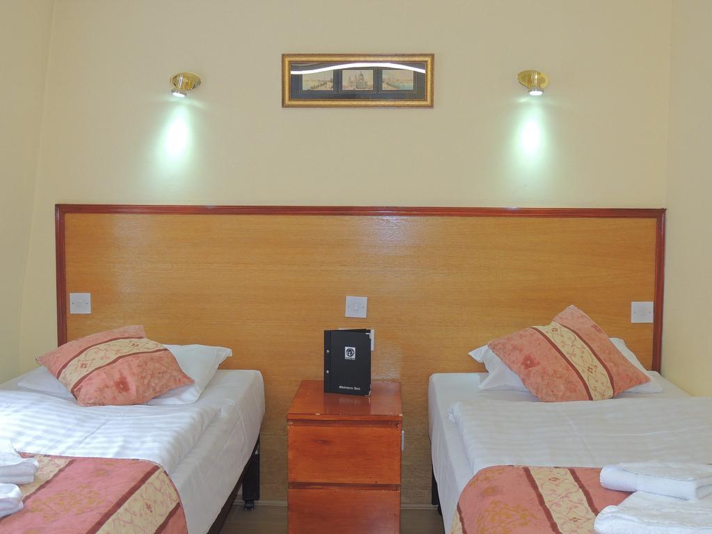 Shakespeare Hotel