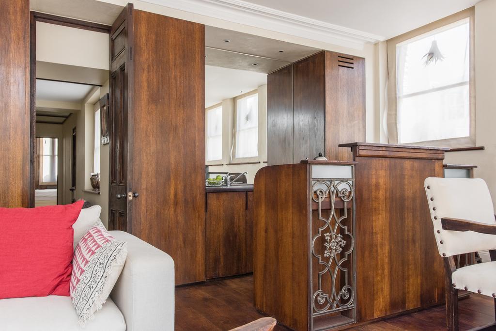 Harcourt Terrace * London