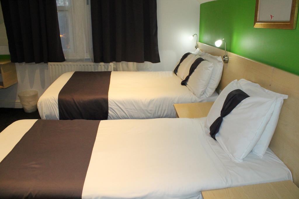 Clapham South Belvedere Hotel