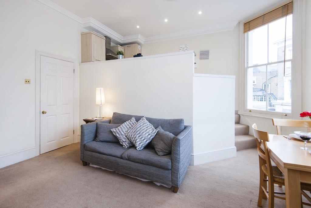 The Stratford Road Pied-a-terre *
