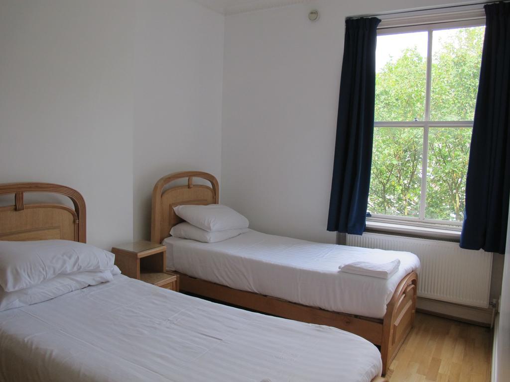 Access Earls Court Apartment *