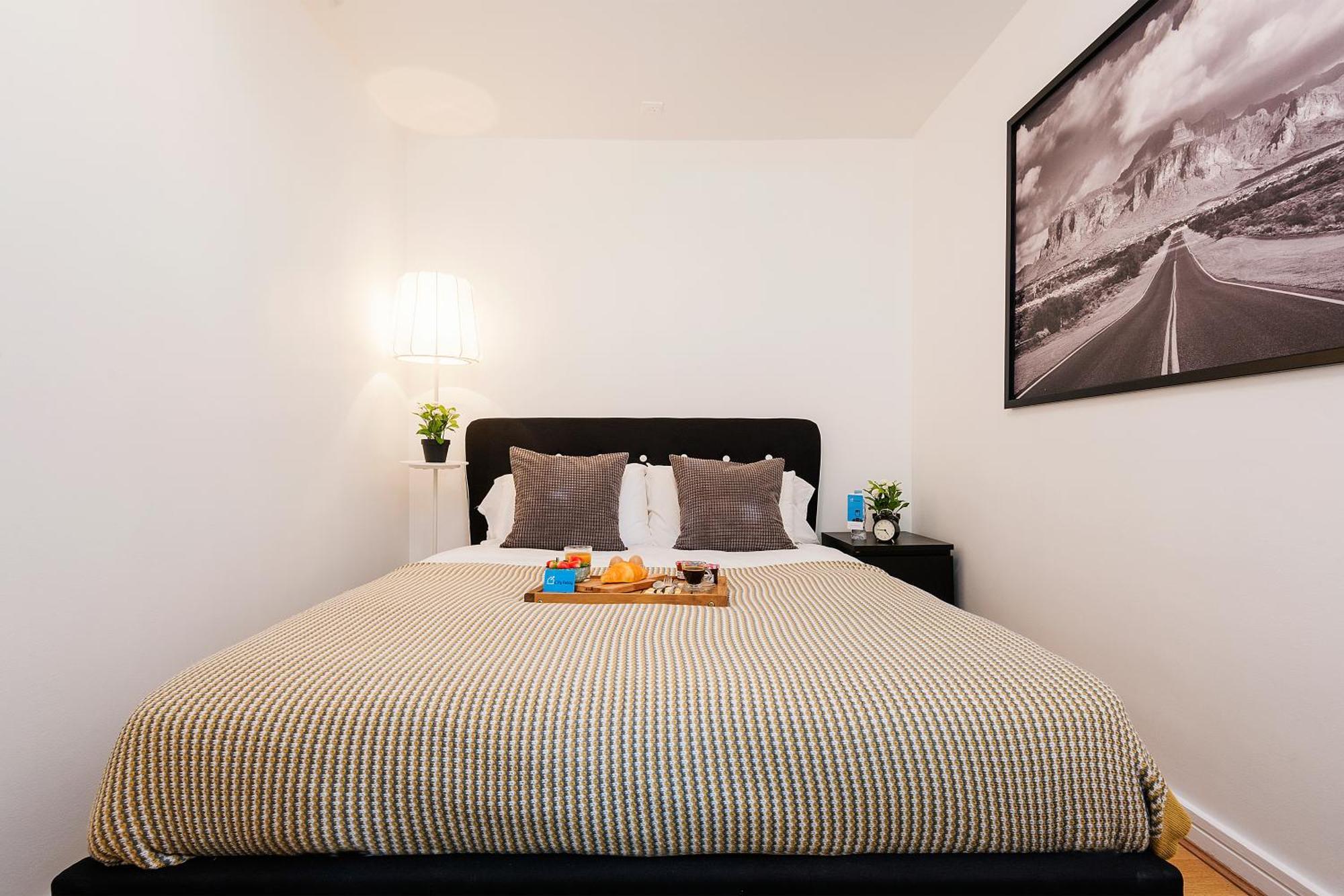 Apartment The Cromwell Road Sherborne Court London