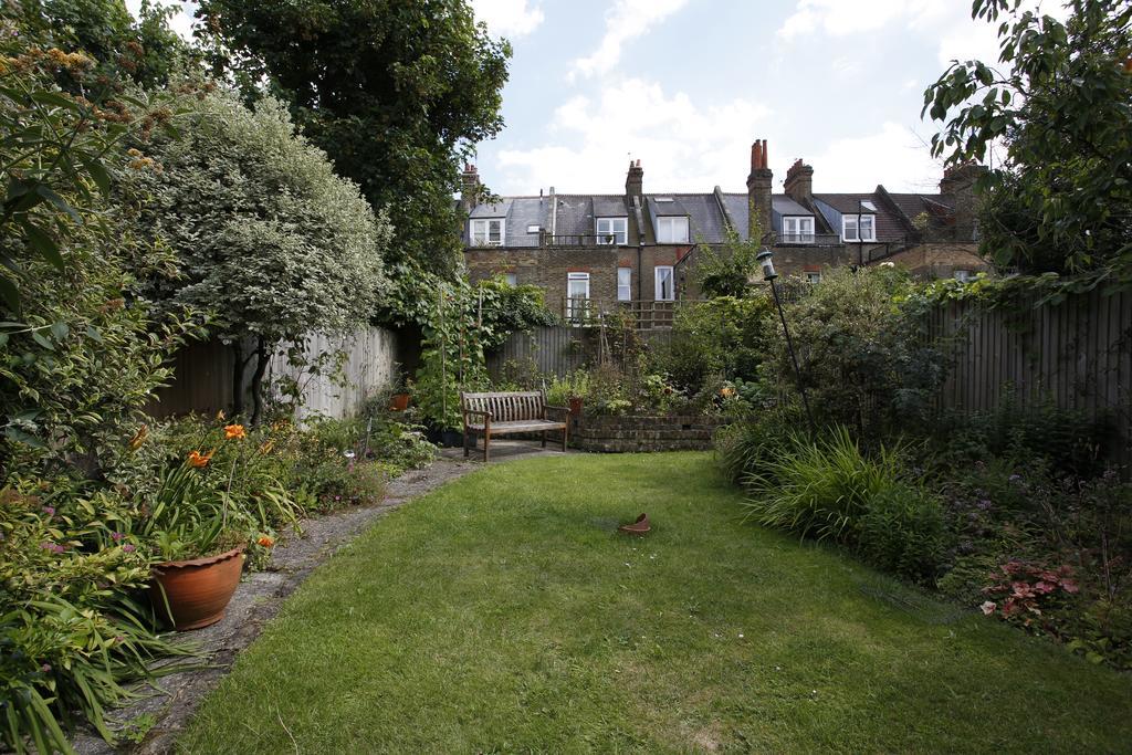 Holiday home Veeve - House Dyne Road - Kilburn *