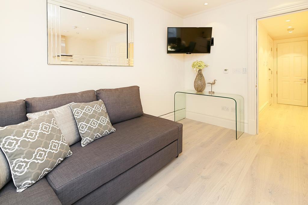 Stayo Exeter Street * London