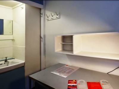 Lse Carr-saunders Hall *