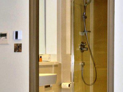 Arch Aparthotel 4*