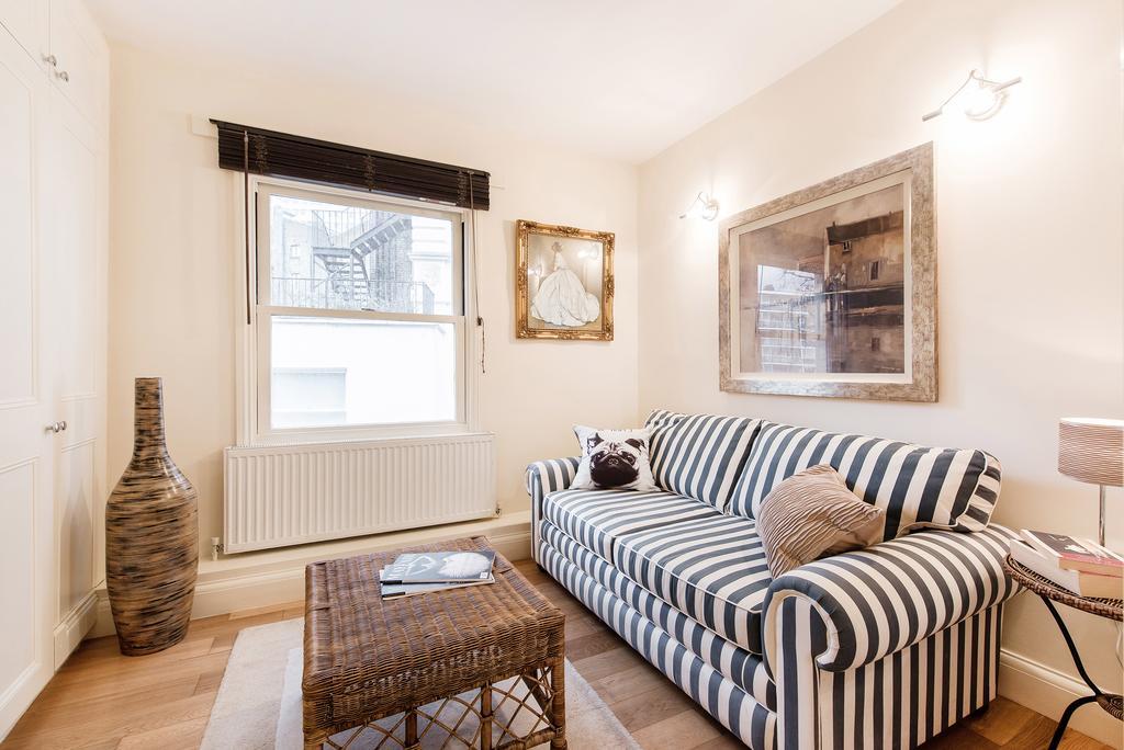 Hyde Park Terrace *