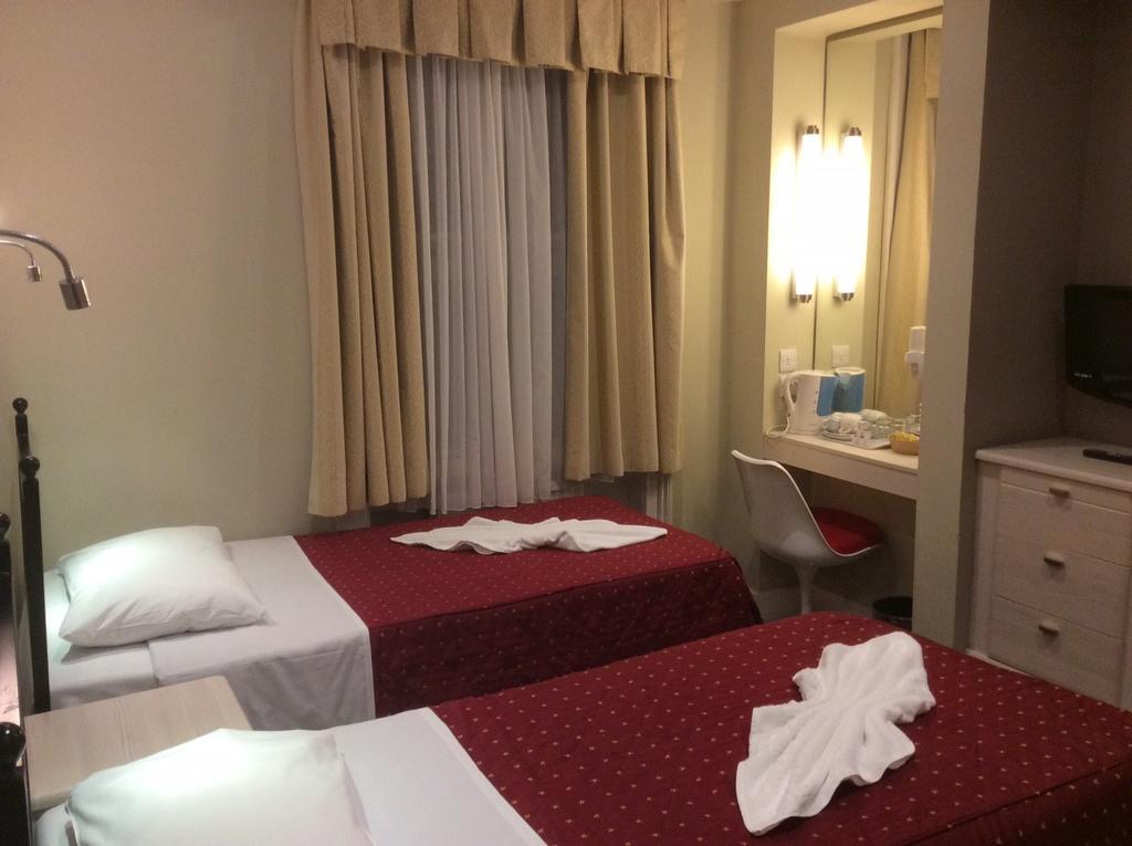 Central Hotel London