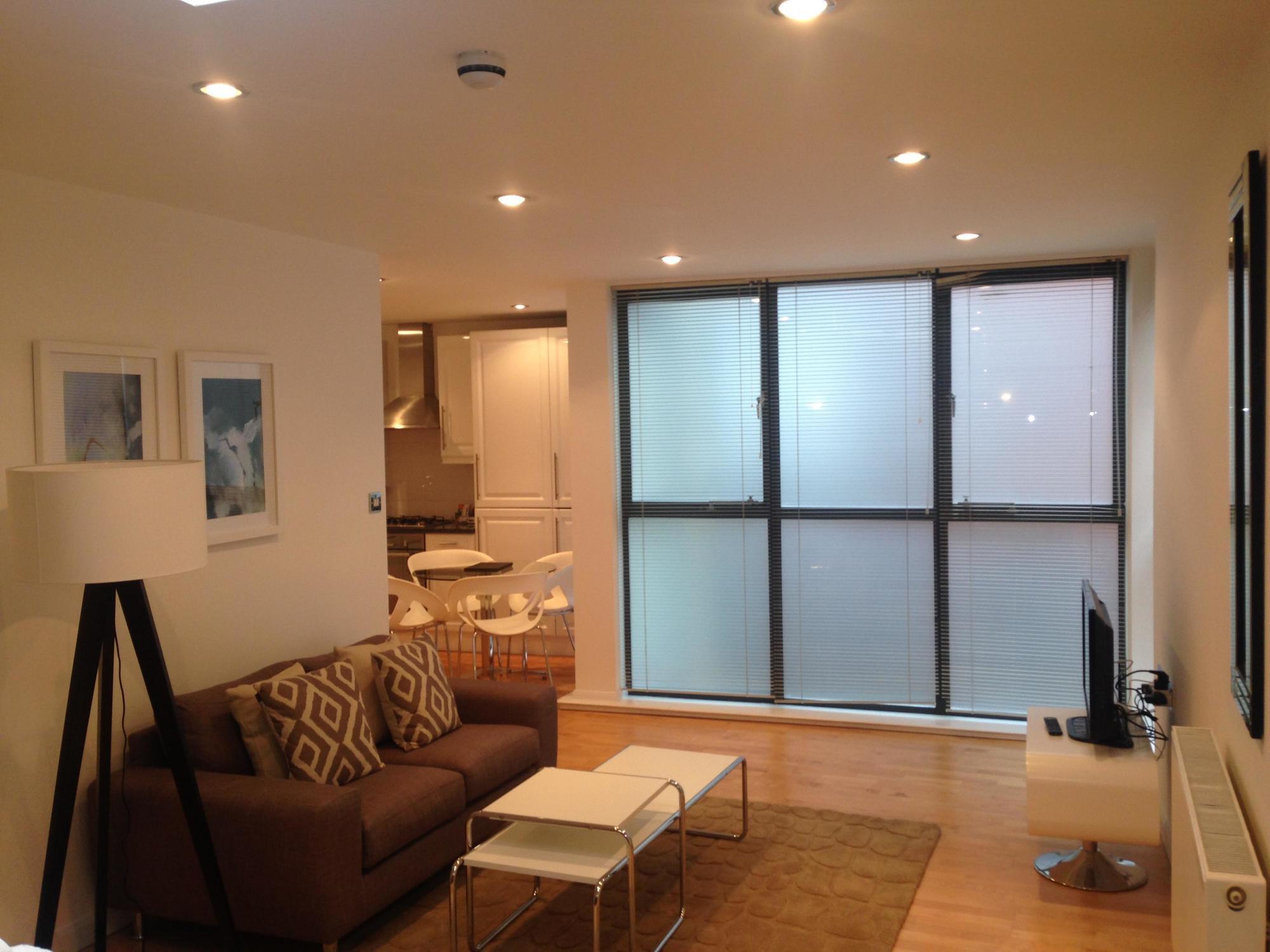 Monument One Apartment *