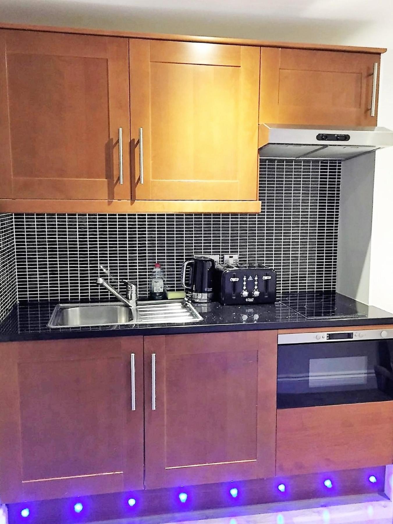 Imperial Court Hotel 3*