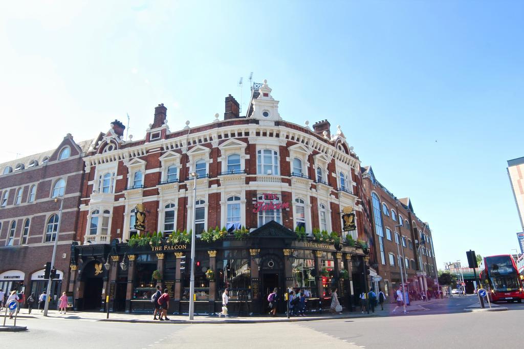 Thrive - Clapham Junction London