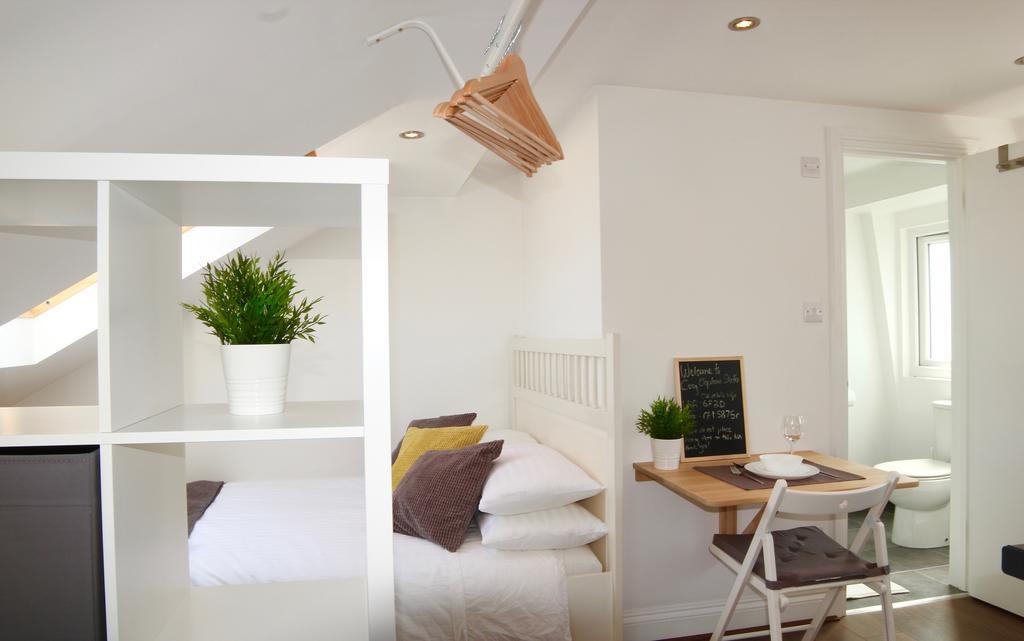 Thrive - Clapham Junction Apartment