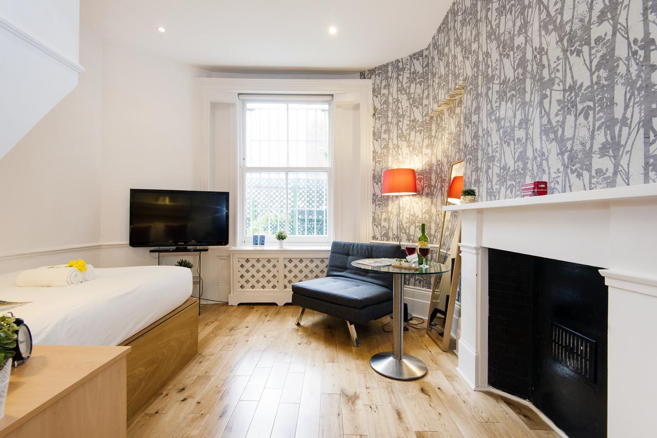 Earls Court Amazing 2 Bed Flat In Central *