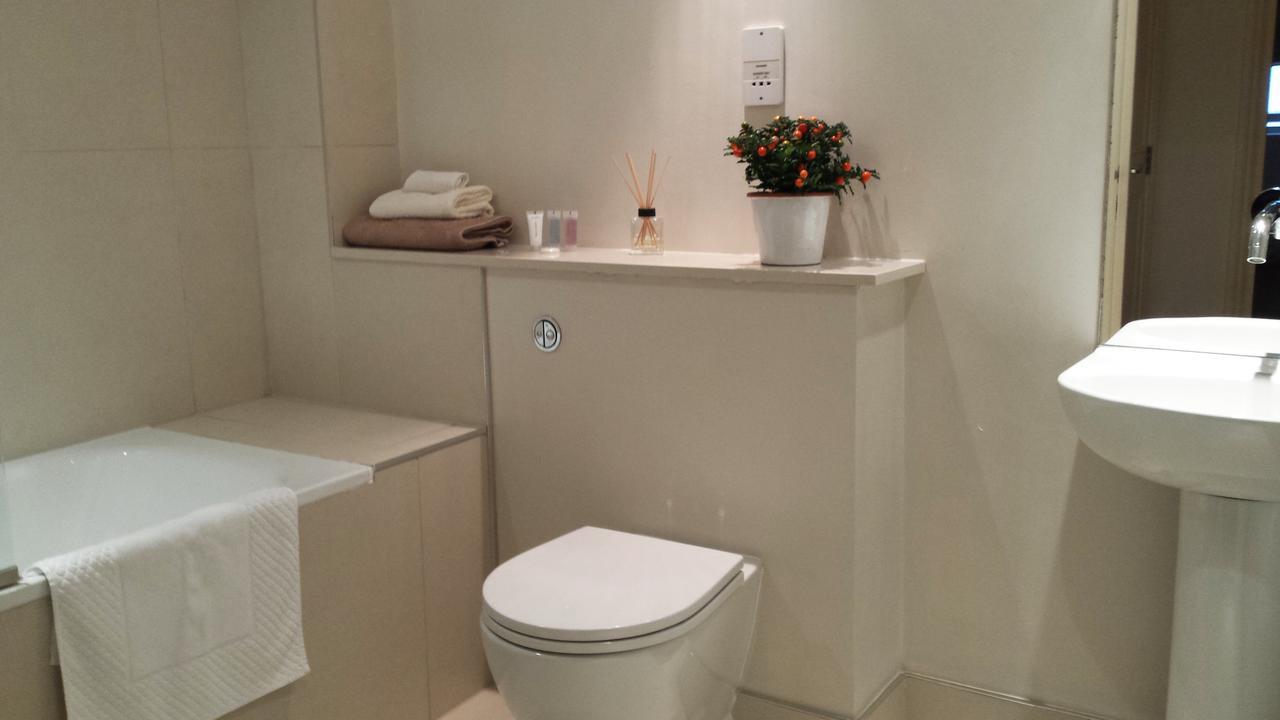 Urban Astral House Apartment London