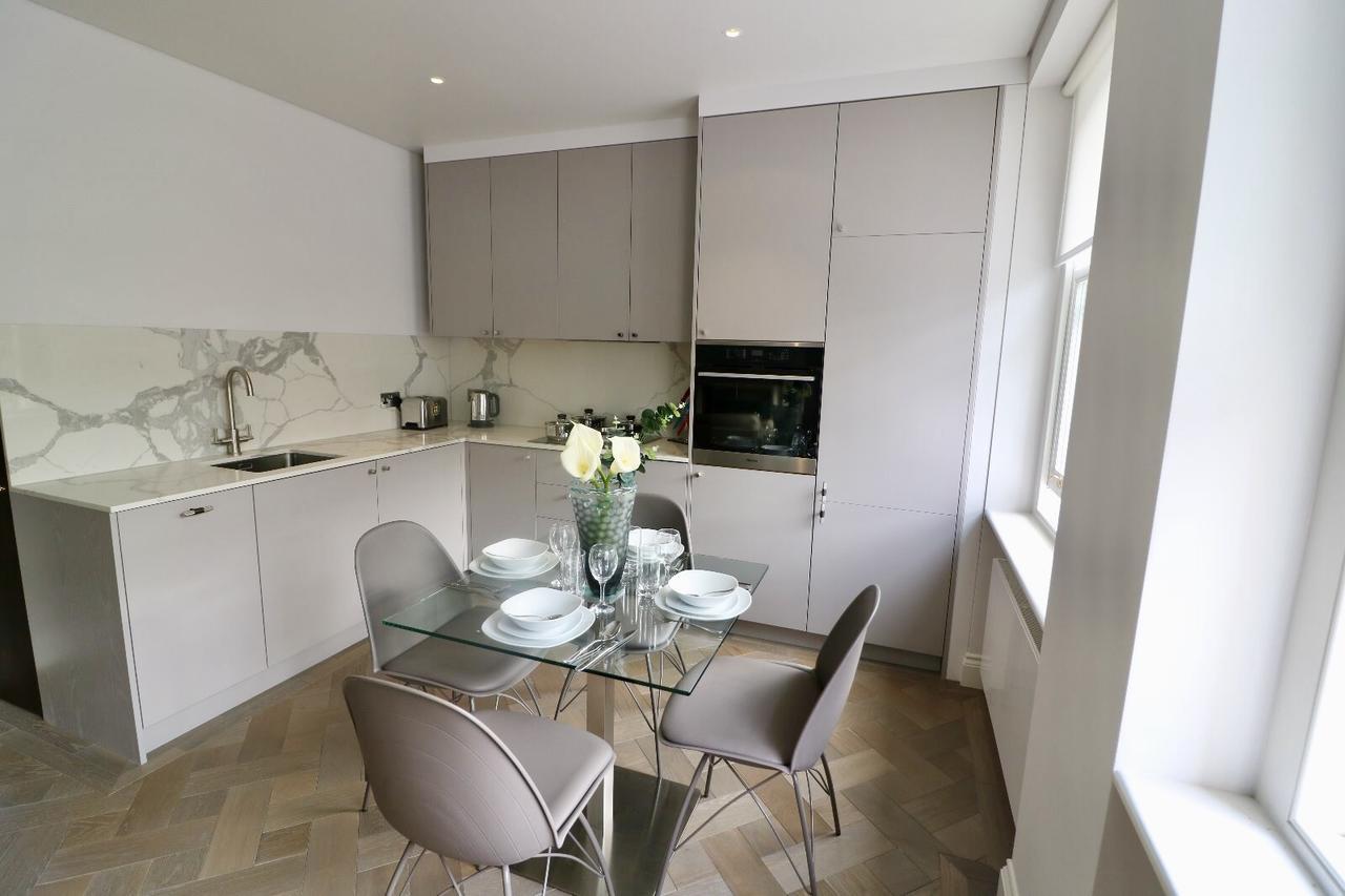 Beaufort Gardens Knightsbridge Apartment London