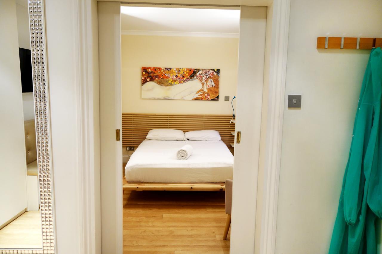 Notting Hill Gardens Apartments London