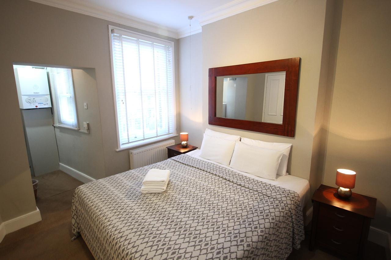 Flat 2 Broad Court Apartment London