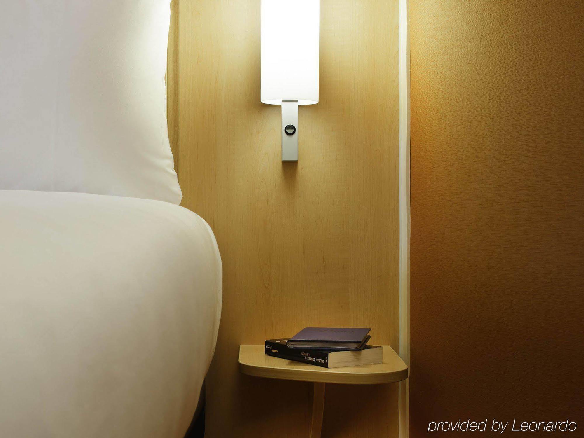 Ibis Shepherds Bush - Hammersmith 3*