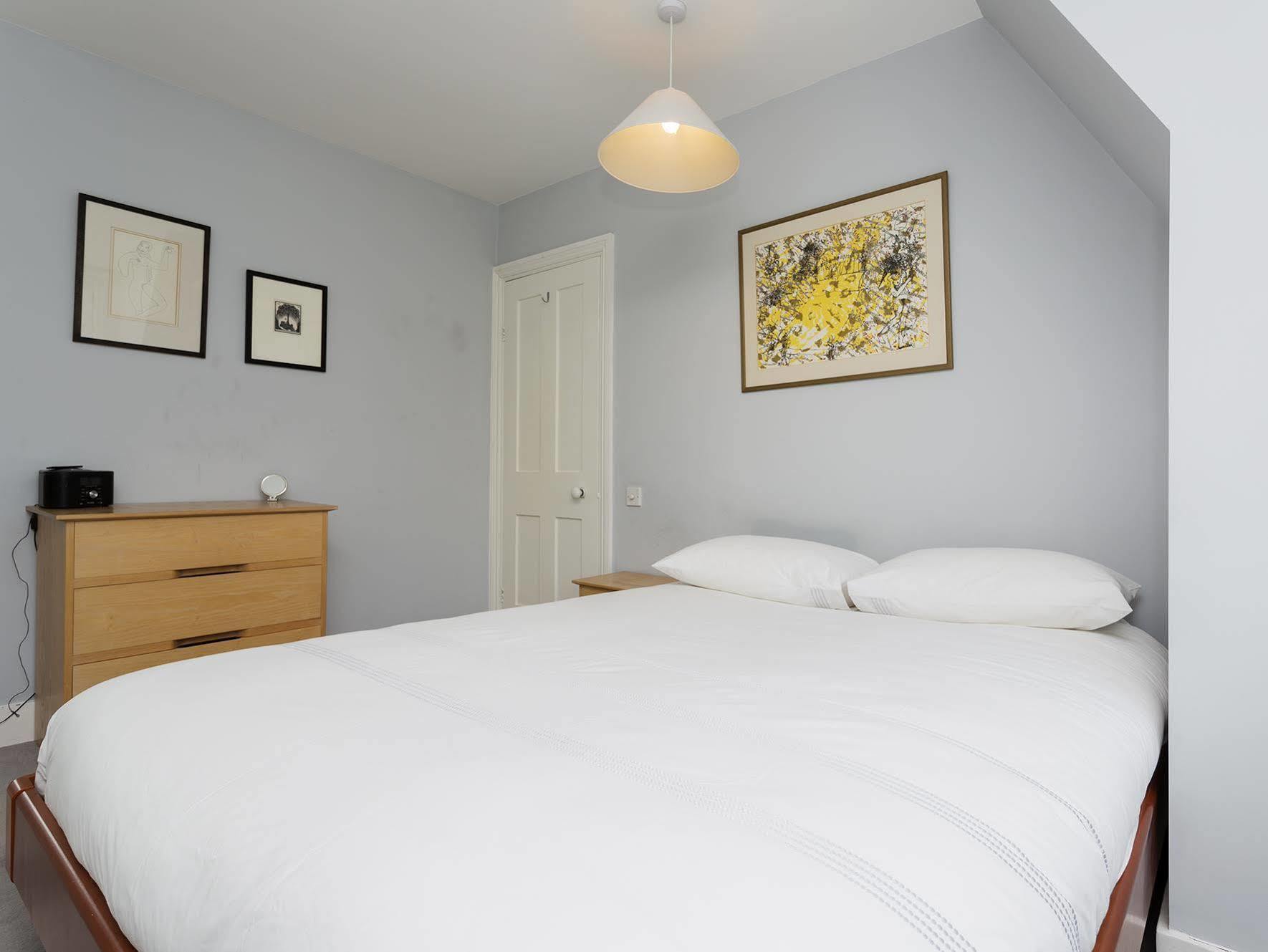 Veeve - House Dyne Road - Kilburn *