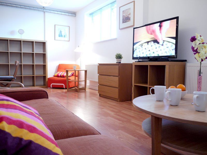Premier Tower Bridge Apartment London