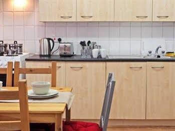 Fonthill House Apartment London