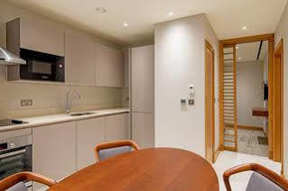 Sanctum International Serviced Belsize Apartment *