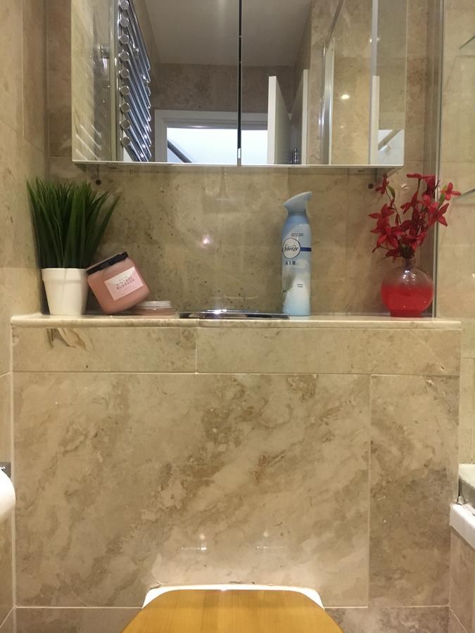 Guest house Islington Serviced 3*