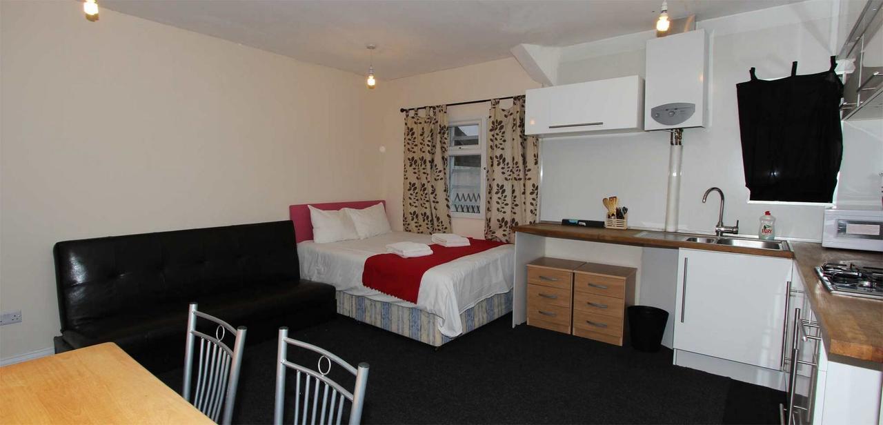 Kilburn Park Apartment