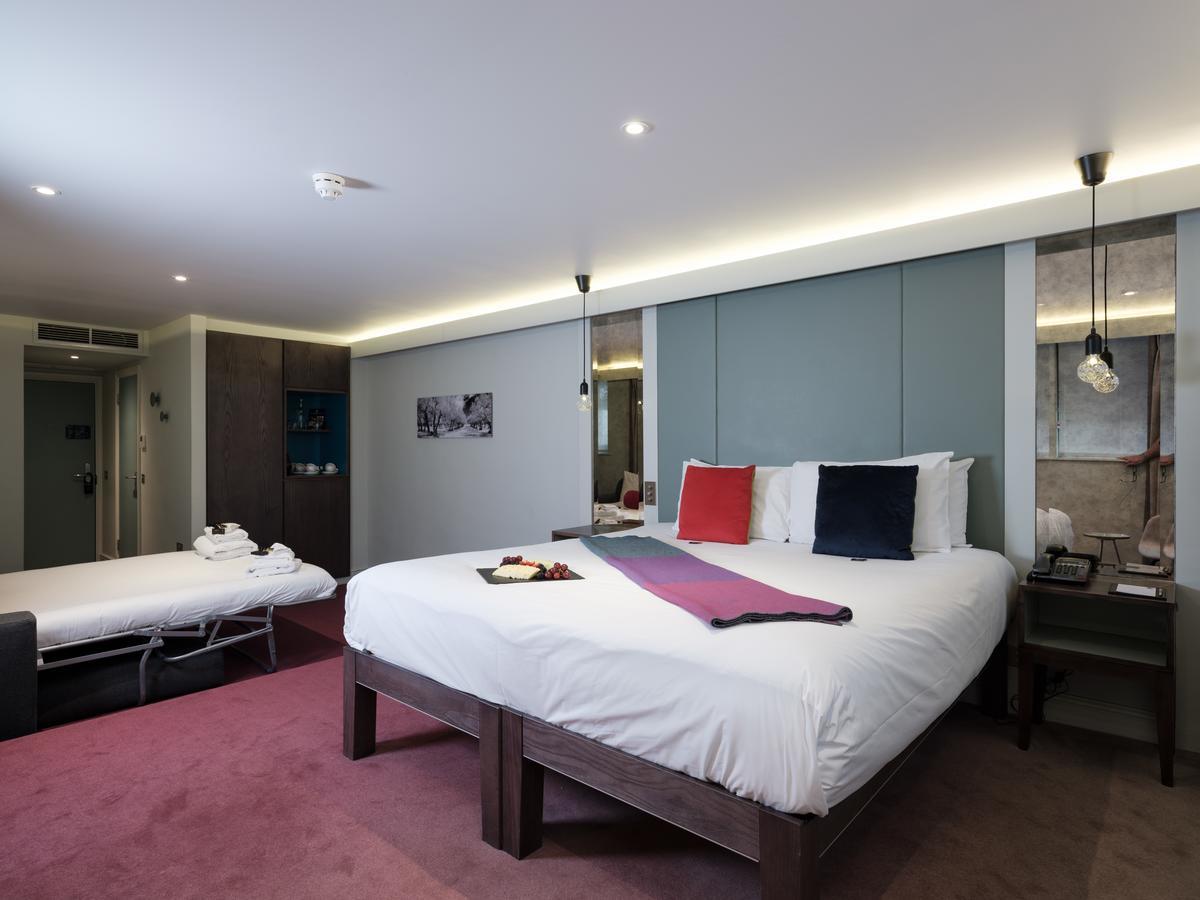 Signature Townhouse Hyde Park
