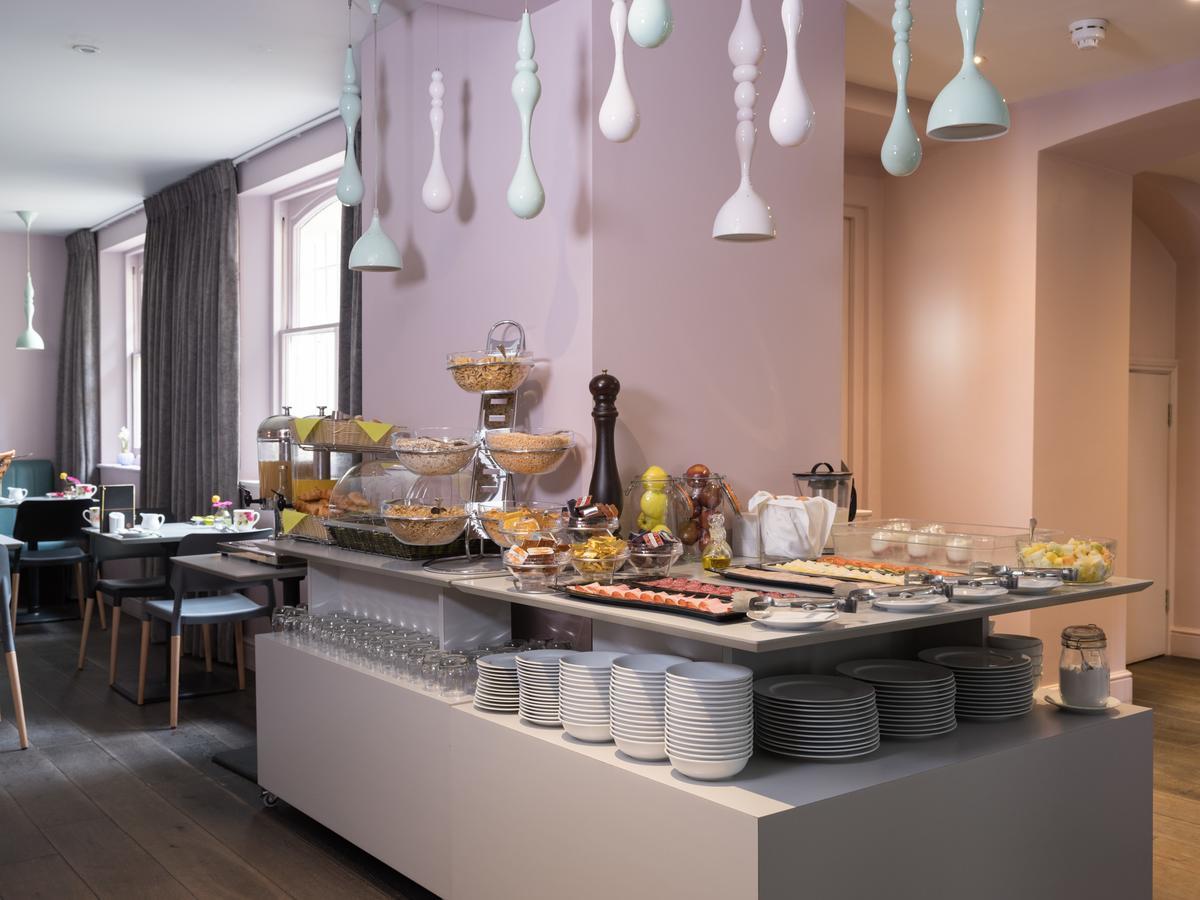 Signature Townhouse Hyde Park Hotel