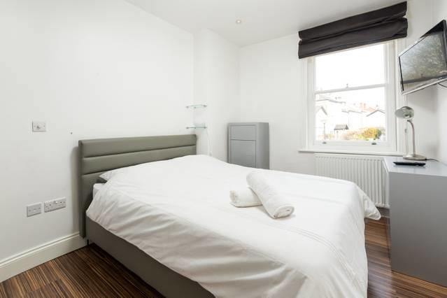 Apartment Gorgeous In Trendy Neighbourhood *