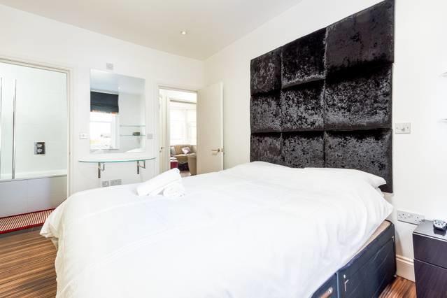 Apartment Gorgeous In Trendy Neighbourhood
