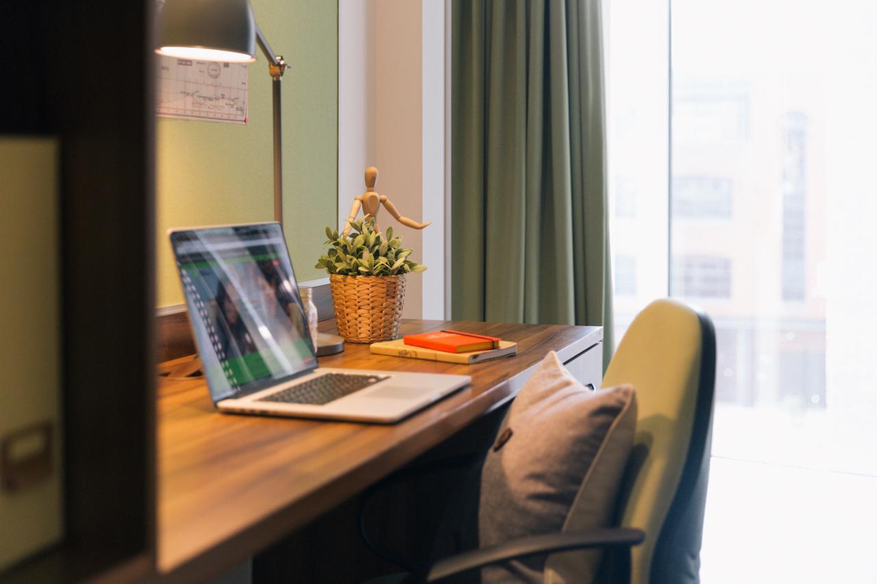 Hostel Hashtag Shoreditch- Students & Teachers Only *