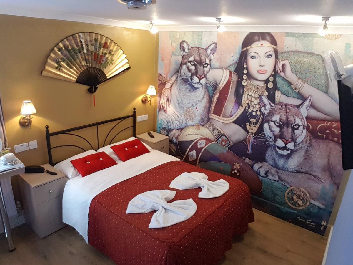 Hotel Central Hotel 2*