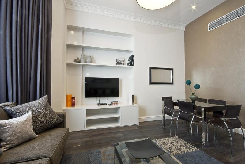1 Bed South Kensington Apartment London