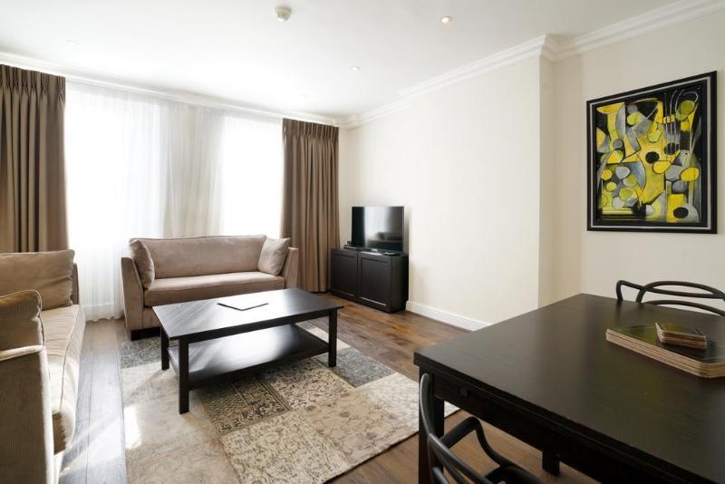 1 Bed South Kensington Apartment