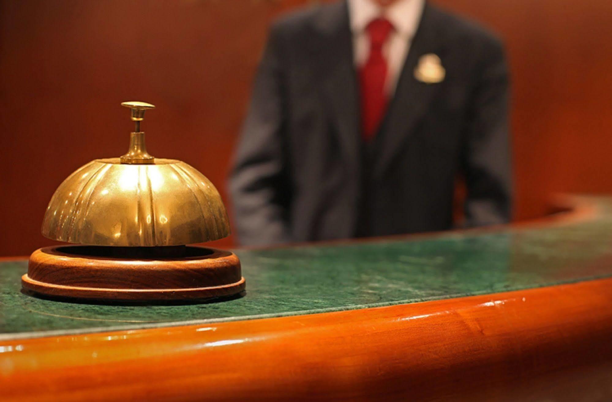 Hotel Golden Star London