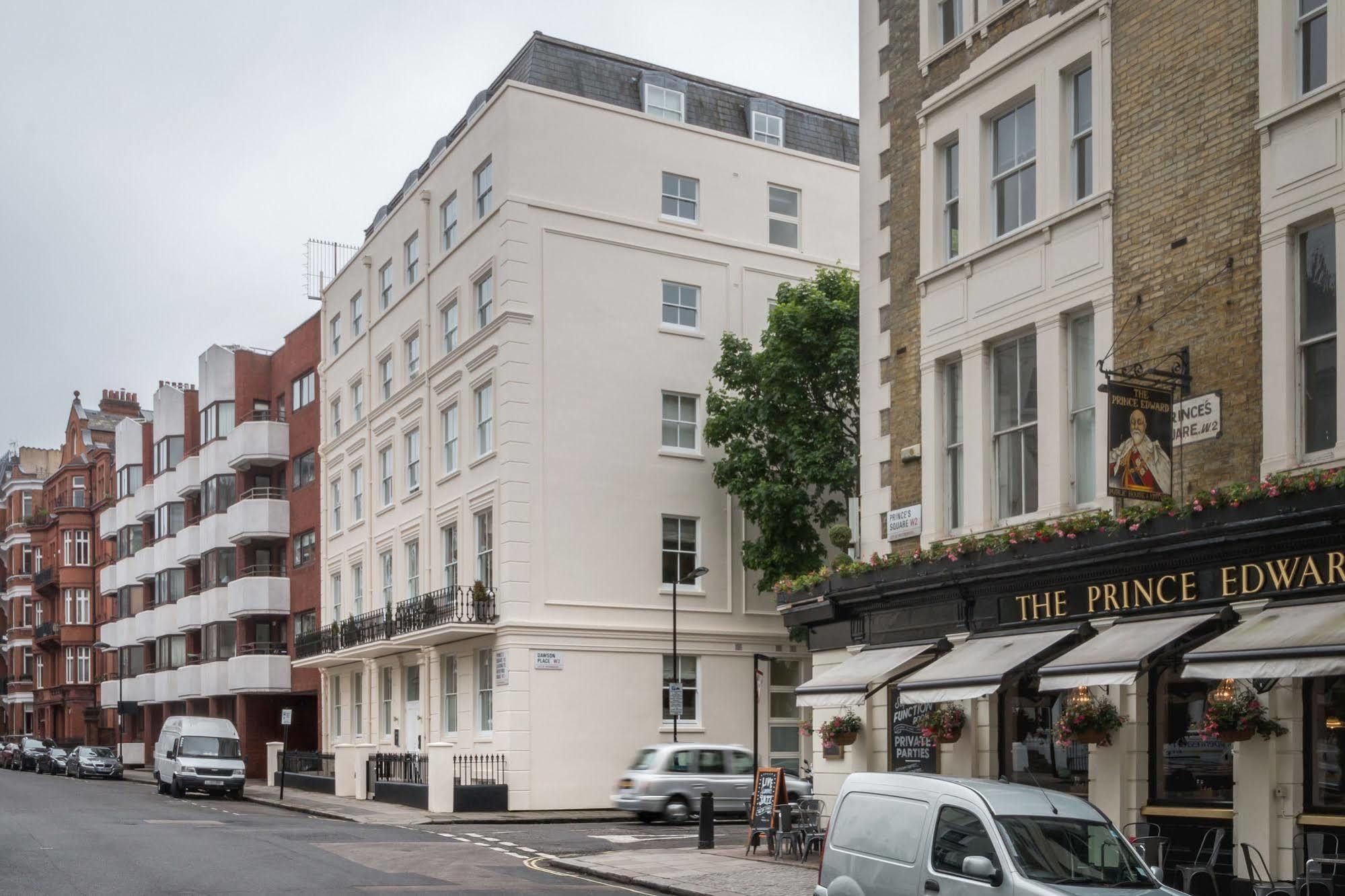 Notting Hill By Bridgestreet * London