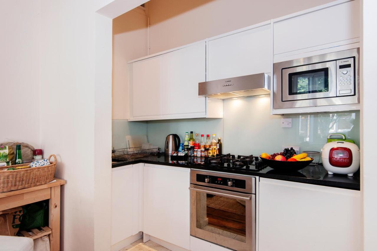 Apartment Bright Gratton Road London
